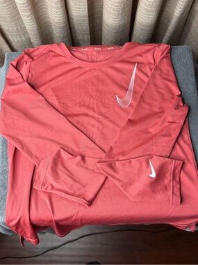 Nike Coral Crewneck Long-Sleeve Training Top